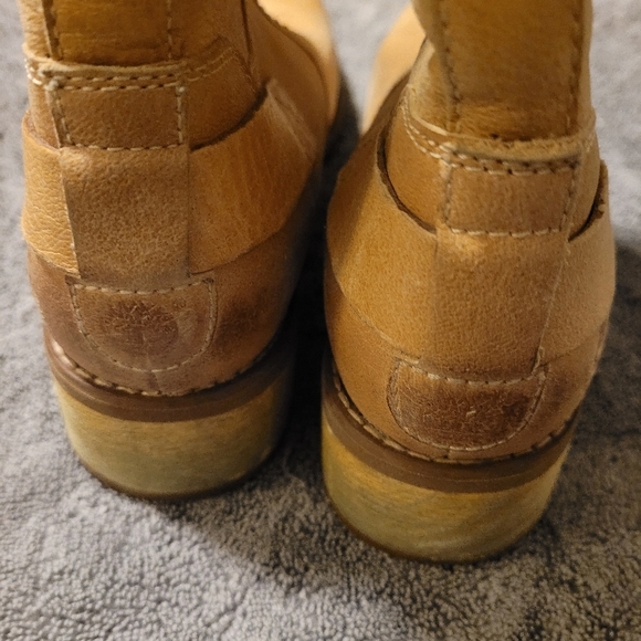 Timberland Tan Leather Quilted Western Boots - Picture 3 of 7